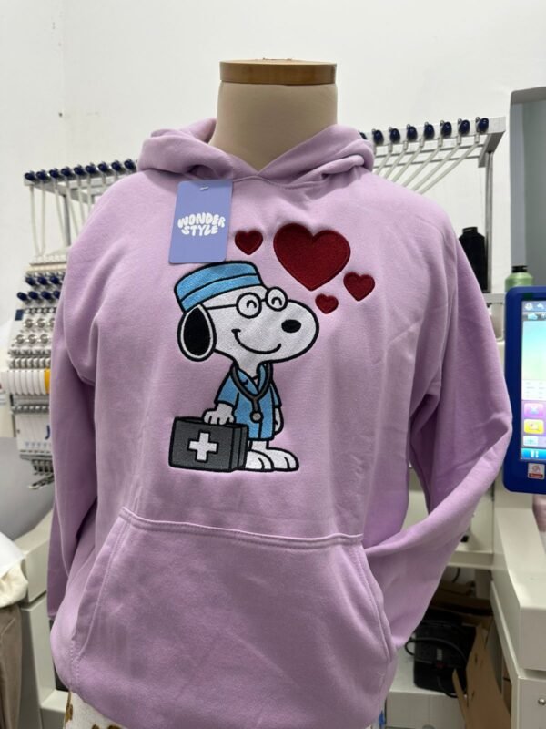 Hoodie bordado Snoopy doctor