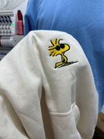 Hoodie/camiseta woodstock-snoopy bordado - Image 2