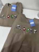 Hoodie/camiseta Snoopy varios bordado matching pareja - Image 4