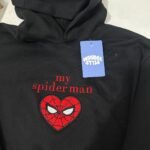 Hoodie/camiseta spiderman corazon  bordado