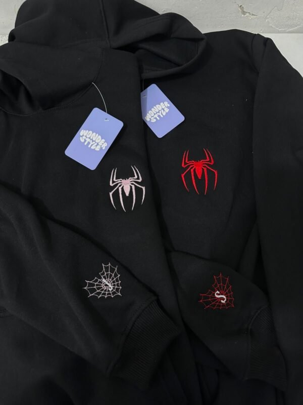 Hoodies matching pareja spiderman araña bordado, con iniciales personalizadas